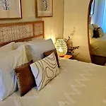 Apartment Sweet Horizon